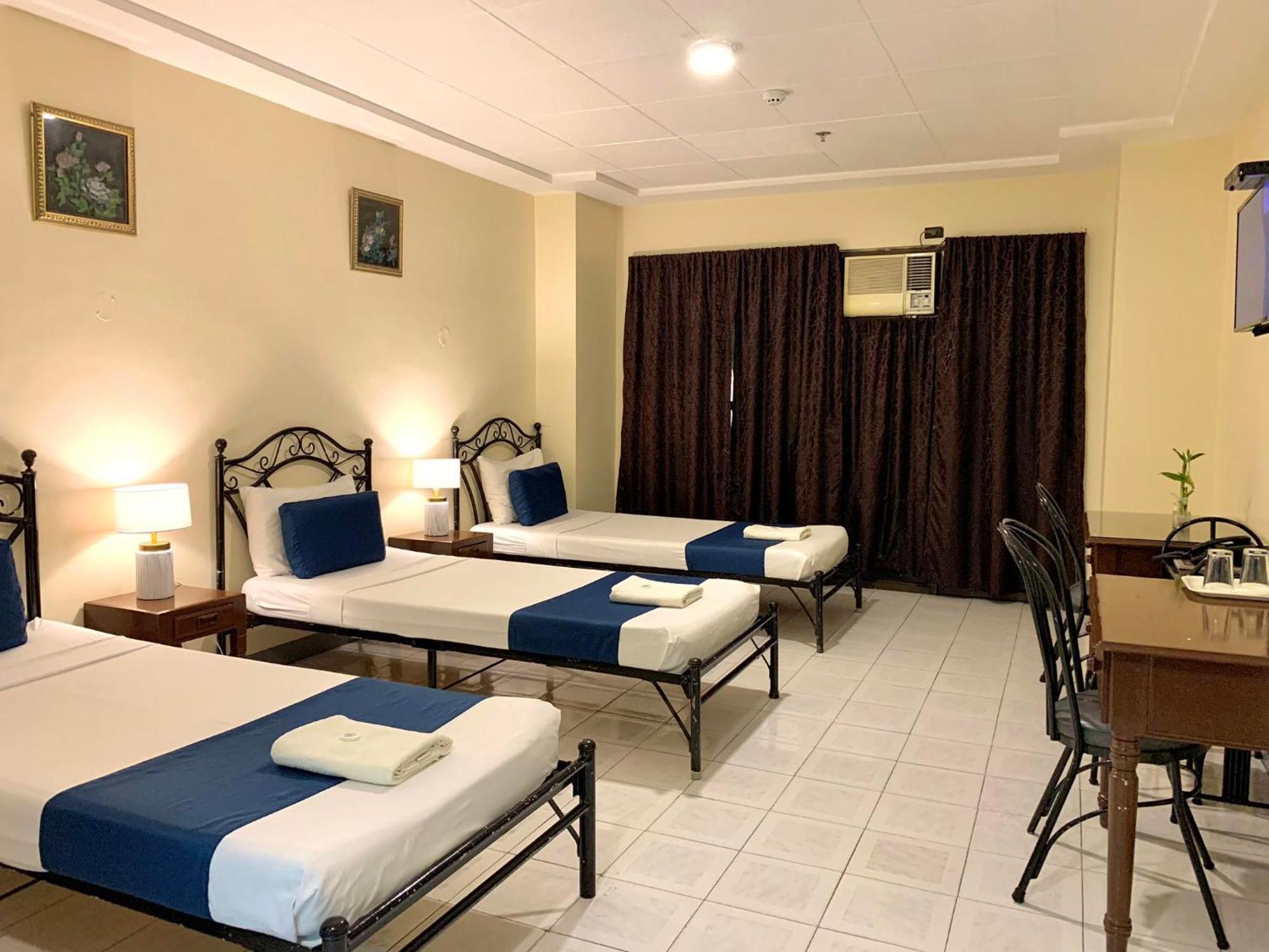 Fuente Hotel De Cebu Bagian luar foto
